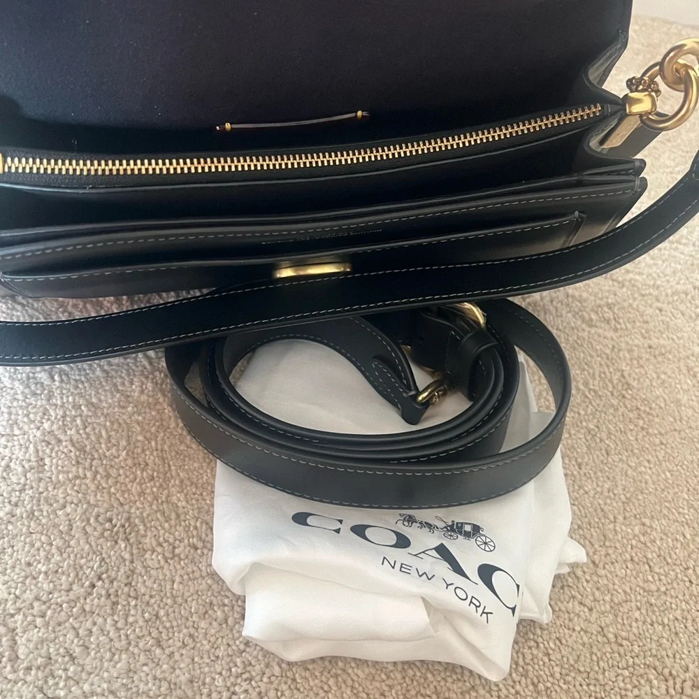 Coach Twisted Tabby 26 Shoulder Bag Black with Gold hardware - Picture 6 of 14